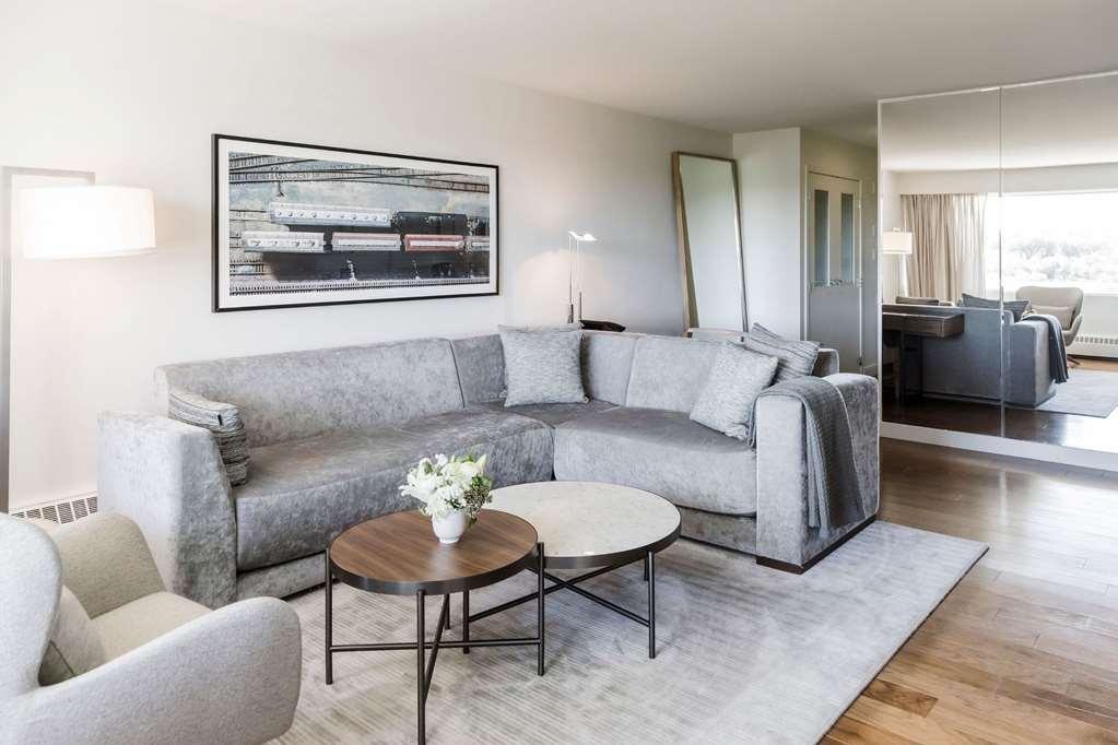 The James Hotel 새스커툰 객실 사진